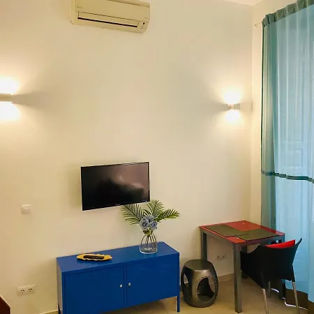 Apartamentos Puzzle Madrid Sol-2